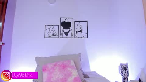 Ellie online show from November 23, 2025, 12:54 am