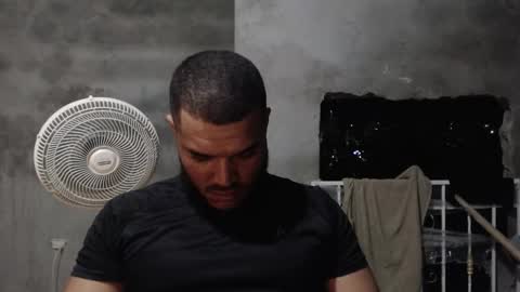 Mcgregor online show from November 30, 2025, 2:48 am