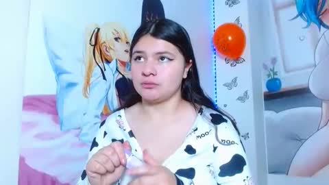 mackenna av online show from October 10, 2025, 11:42 am