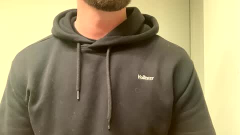 Snapshot of mcr8080 chatting on January 7, 2025, 5:31 pm mcr8080 online show from January 7, 2025, 5:31 pm