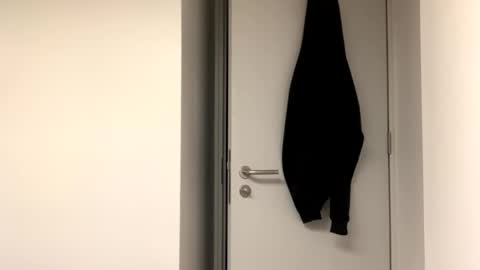 Snapshot of mcr8080 chatting on January 11, 2025, 6:35 am mcr8080 online show from January 11, 2025, 6:35 am