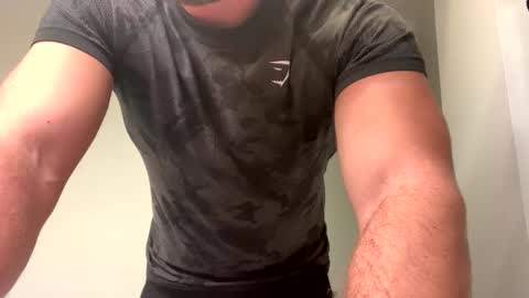 Snapshot of mcr8080 chatting on January 11, 2025, 8:32 pm mcr8080 online show from January 11, 2025, 8:32 pm