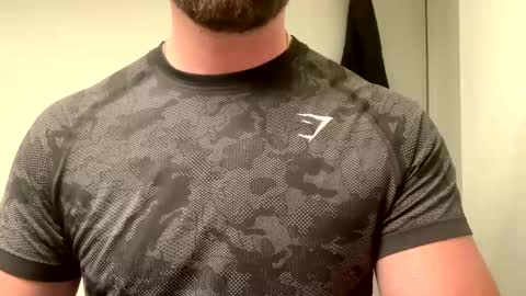 Snapshot of mcr8080 chatting on January 14, 2025, 5:40 am mcr8080 online show from January 14, 2025, 5:40 am