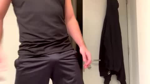 Snapshot of mcr8080 chatting on January 17, 2025, 6:15 am mcr8080 online show from January 17, 2025, 6:15 am