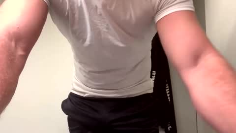 Snapshot of mcr8080 chatting on January 18, 2025, 6:45 am mcr8080 online show from January 18, 2025, 6:45 am