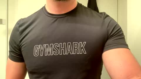 Snapshot of mcr8080 chatting on January 30, 2025, 6:46 am mcr8080 online show from January 30, 2025, 6:46 am