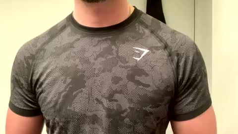 Snapshot of mcr8080 chatting on February 1, 2025, 7:05 am mcr8080 online show from February 1, 2025, 7:05 am