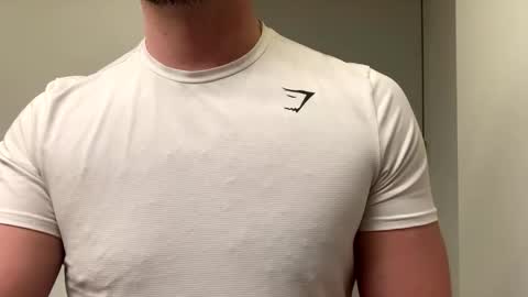 Snapshot of mcr8080 chatting on February 11, 2025, 6:08 am mcr8080 online show from February 11, 2025, 6:08 am