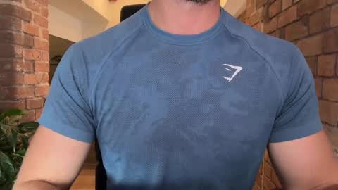 Snapshot of mcr8080 chatting on September 11, 2025, 4:29 pm mcr8080 online show from September 11, 2025, 4:29 pm