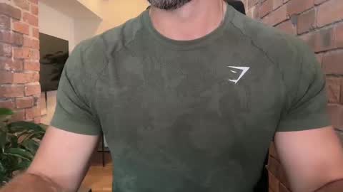 Snapshot of mcr8080 chatting on September 14, 2025, 10:25 am mcr8080 online show from September 14, 2025, 10:25 am