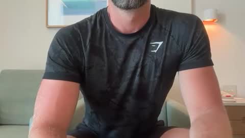 Snapshot of mcr8080 chatting on October 18, 2025, 12:39 pm mcr8080 online show from October 18, 2025, 12:39 pm