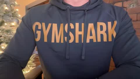 Snapshot of mcr8080 chatting on December 17, 2025, 2:01 pm mcr8080 online show from December 17, 2025, 2:01 pm