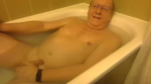 mcswis6 online show from February 16, 2026, 9:33 pm