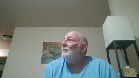 mdane99 online show from February 25, 2026, 1:37 am