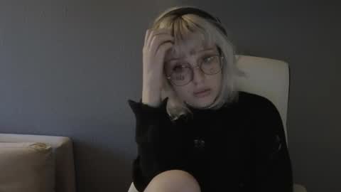 Roze online show from June 5, 2026, 2:51 am