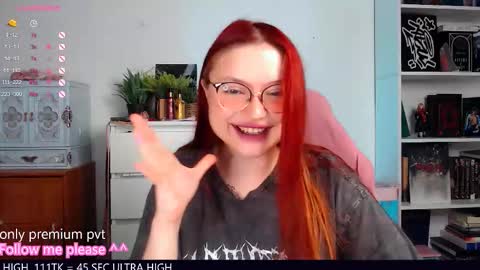 Snapshot of me_hanna chatting on November 8, 2025, 10:30 pm Hanna online show from November 8, 2025, 10:30 pm