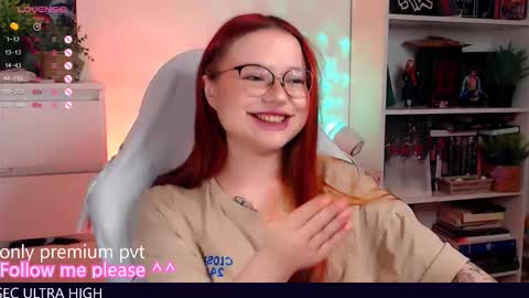 Snapshot of me_hanna chatting on November 17, 2025, 10:26 pm Hanna online show from November 17, 2025, 10:26 pm