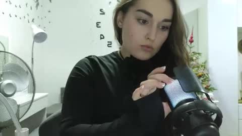 Snapshot of me_lissa_sun chatting on January 11, 2025, 4:36 pm Melissa online show from January 11, 2025, 4:36 pm