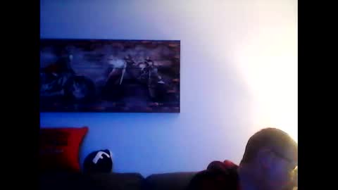 me at home online show from January 7, 2026, 11:01 am