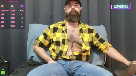 Snapshot of meaty_roll chatting on January 8, 2026, 2:36 am Meaty Roll online show from January 8, 2026, 2:36 am