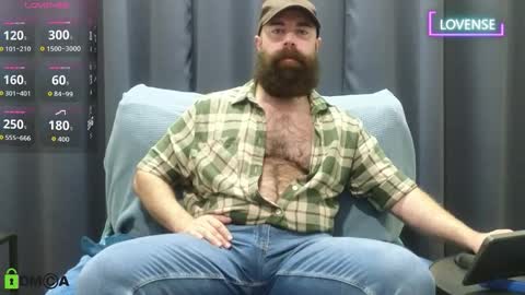 Snapshot of meaty_roll chatting on February 4, 2026, 4:07 am Meaty Roll online show from February 4, 2026, 4:07 am