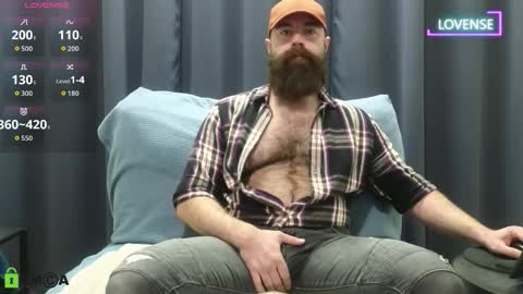 Snapshot of meaty_roll chatting on February 6, 2026, 3:33 am Meaty Roll online show from February 6, 2026, 3:33 am