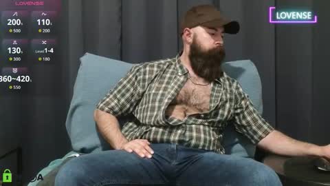 Snapshot of meaty_roll chatting on March 4, 2026, 2:39 am Meaty Roll online show from March 4, 2026, 2:39 am