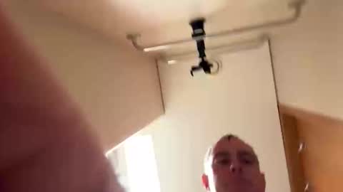 Meau Lest online show from February 10, 2026, 2:15 am