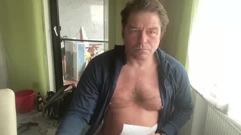 medeinoe online show from February 24, 2025, 12:16 pm