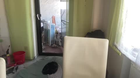 medeinoe online show from March 3, 2025, 9:11 am