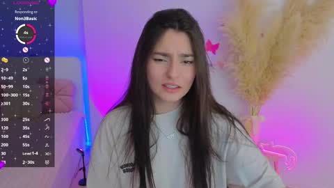 Snapshot of medina_andress chatting on May 2, 2026, 8:47 pm Dina online show from May 2, 2026, 8:47 pm