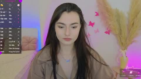 Snapshot of medina_andress chatting on May 15, 2026, 9:00 pm Dina online show from May 15, 2026, 9:00 pm