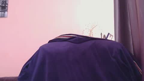 Snapshot of medjik_lool chatting on March 17, 2026, 6:06 am Oltereodora-lima online show from March 17, 2026, 6:06 am