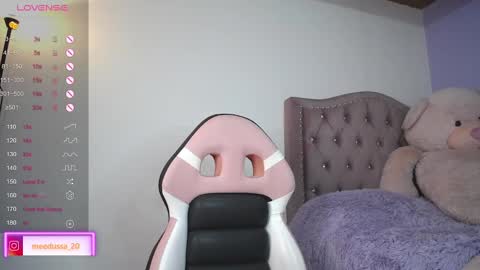 Johana  online show from February 24, 2025, 10:26 am