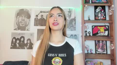 Snapshot of meeowlody chatting on November 20, 2025, 11:15 pm Emily online show from November 20, 2025, 11:15 pm