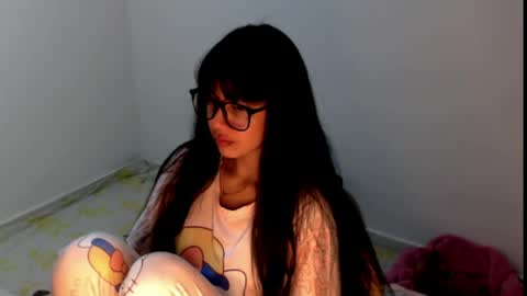 Snapshot of meg4nmiau chatting on May 18, 2026, 9:48 am Meg4n Miauuuu online show from May 18, 2026, 9:48 am