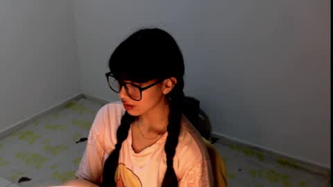 Snapshot of meg4nmiau chatting on May 27, 2026, 2:03 pm Meg4n Miauuuu online show from May 27, 2026, 2:03 pm