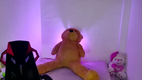Snapshot of megan_1907 chatting on February 1, 2025, 1:44 am megan_1907 online show from February 1, 2025, 1:44 am