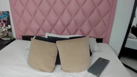 megan__monroe online show from September 14, 2025, 2:49 pm