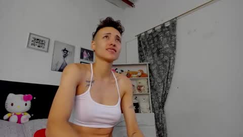 Snapshot of megan_and_clohe chatting on December 2, 2025, 6:58 pm M E G A N online show from December 2, 2025, 6:58 pm