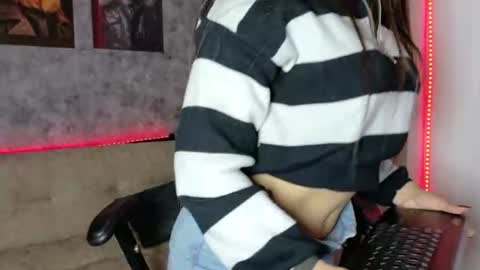 Snapshot of megan_bluee_ chatting on July 1, 2026, 2:46 am Megan Bluee online show from July 1, 2026, 2:46 am