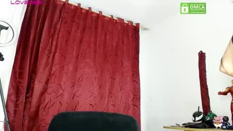 megan_cat online show from November 5, 2025, 10:32 pm