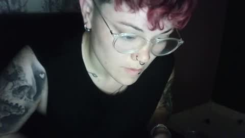 Snapshot of megan_coop3r_ chatting on December 7, 2024, 5:26 am Megan and sophi online show from December 7, 2024, 5:26 am