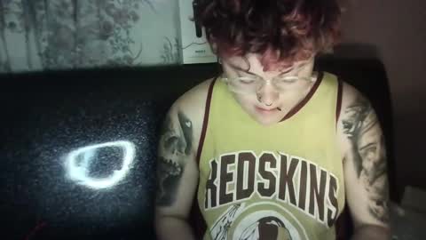 Snapshot of megan_coop3r_ chatting on December 19, 2024, 6:56 am Megan and sophi online show from December 19, 2024, 6:56 am