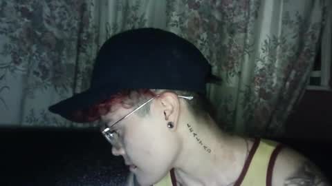 Snapshot of megan_coop3r_ chatting on January 3, 2025, 9:04 am Megan and sophi online show from January 3, 2025, 9:04 am