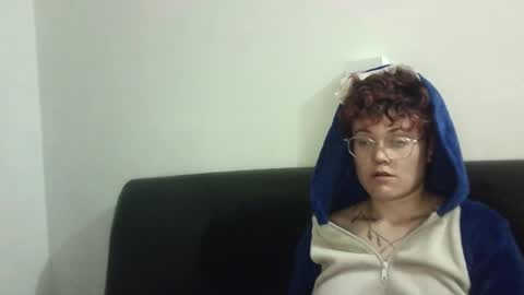 Snapshot of megan_coop3r_ chatting on February 2, 2025, 6:58 am Megan and sophi online show from February 2, 2025, 6:58 am