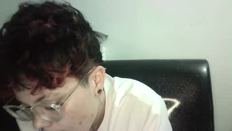 Snapshot of megan_coop3r_ chatting on February 17, 2025, 7:58 am Megan and sophi online show from February 17, 2025, 7:58 am