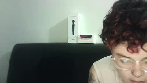 Snapshot of megan_coop3r_ chatting on February 18, 2025, 8:05 am Megan and sophi online show from February 18, 2025, 8:05 am