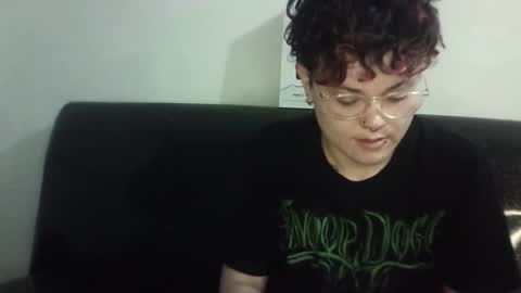 Snapshot of megan_coop3r_ chatting on February 28, 2025, 6:43 am Megan and sophi online show from February 28, 2025, 6:43 am