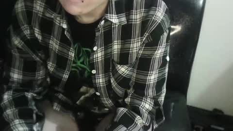 Snapshot of megan_coop3r_ chatting on March 1, 2025, 4:47 am Megan and sophi online show from March 1, 2025, 4:47 am